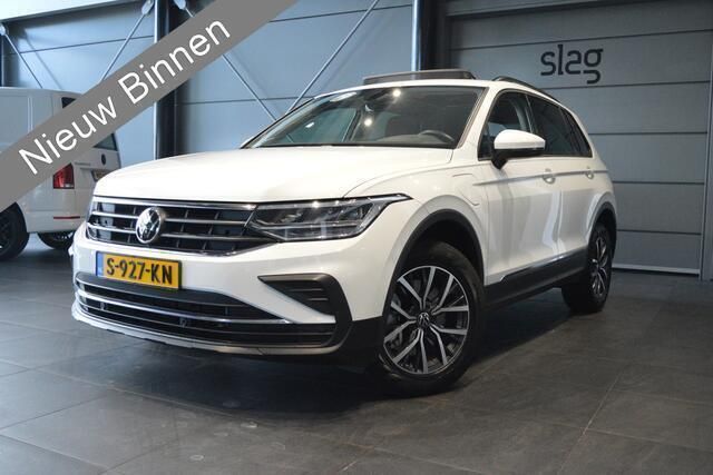 Wit Gebruikt 2021 VW Tiguan SUV | € 31.900 (Goede deal) - Afbeelding 1/4