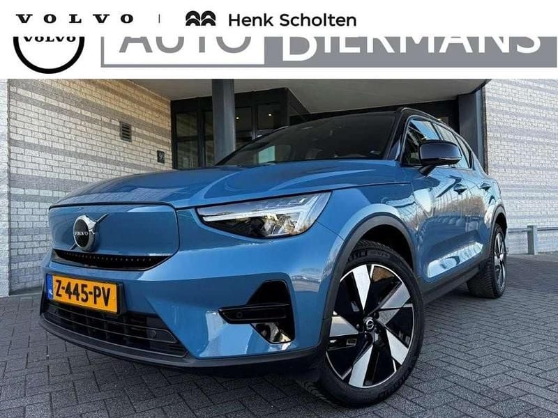 Blauw Gebruikt 2024 Volvo XC40 Plus SUV | € 43.950 (Eerlijke prijs) - Afbeelding 1/4