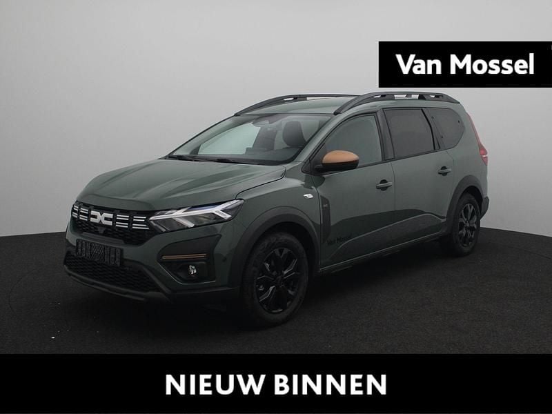 Groen Gebruikt 2025 Dacia Jogger Extreme MPV | € 31.540 (Iets duurder) - Afbeelding 1/4