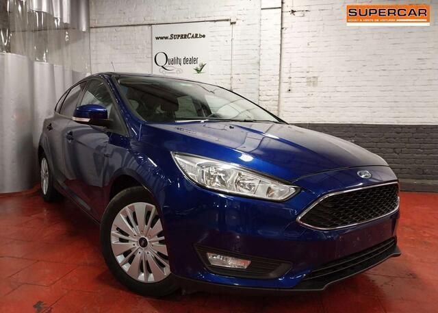 Blauw Gebruikt 2016 Ford Focus Business Edition Sedan | € 8.990 (Super prijs) - Afbeelding 1/4