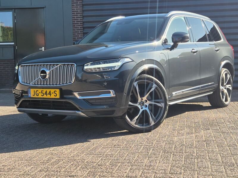 Grijs Gebruikt 2016 Volvo XC90 Inscription SUV | € 39.950 (Eerlijke prijs) - Afbeelding 1/4