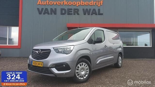 Grijs Gebruikt 2023 Opel Combo-e Life Van | € 19.999 - Afbeelding 1/4