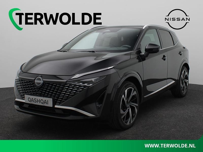 Zwart Occasion 2025 Nissan Qashqai Tekna+ SUV | € 39.445 (Eerlijke prijs) - Afbeelding 1/4