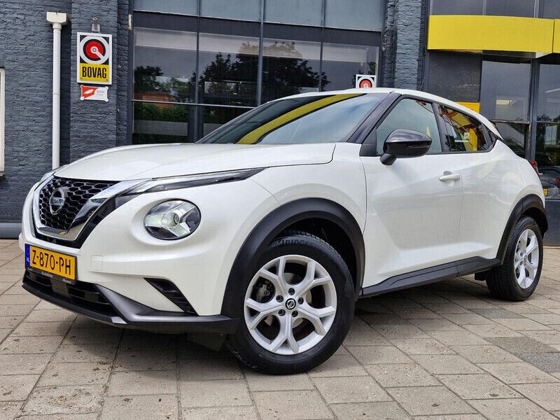 Wit, metallic lak Gebruikt 2020 Nissan Juke N-Connecta SUV | € 19.950 (Eerlijke prijs) - Afbeelding 1/4