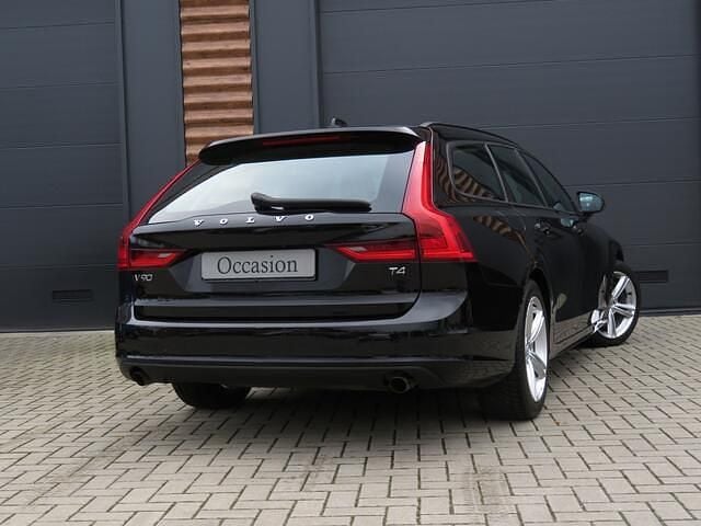 Occasion Volvo V90 Momentum 189 PK (139 kW) 2018 Zwart (metallic) Stationwagen