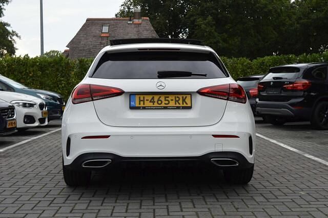 Occasion Mercedes A180 Business 136 PK (100 kW) 2020 Wit Hatchback
