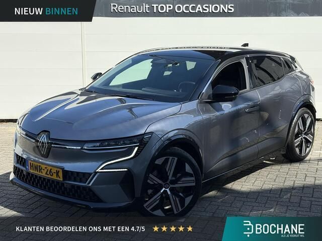 Grijs Gebruikt 2025 Renault Mégane Iconic Hatchback | € 41.900 - Afbeelding 1/4