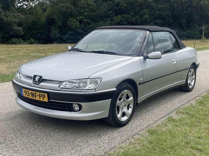 Occasion Peugeot 306 Cabriolet 98 PK (72 kW) 2003 Grijs Cabriolet
