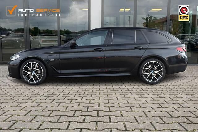 Occasion BMW 530e M Sport 292 PK (214 kW) 2023 Zwart (metallic) Stationwagen