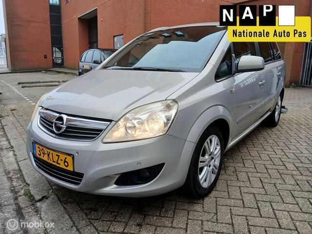 Beige Gebruikt 2010 Opel Zafira Edition MPV | € 3.100 (Eerlijke prijs) - Afbeelding 1/4