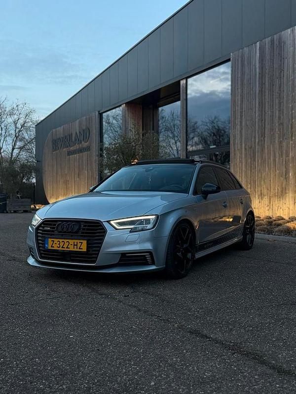 Occasion 2017 Audi e-tron SUV | € 22.500 - Afbeelding 1/4