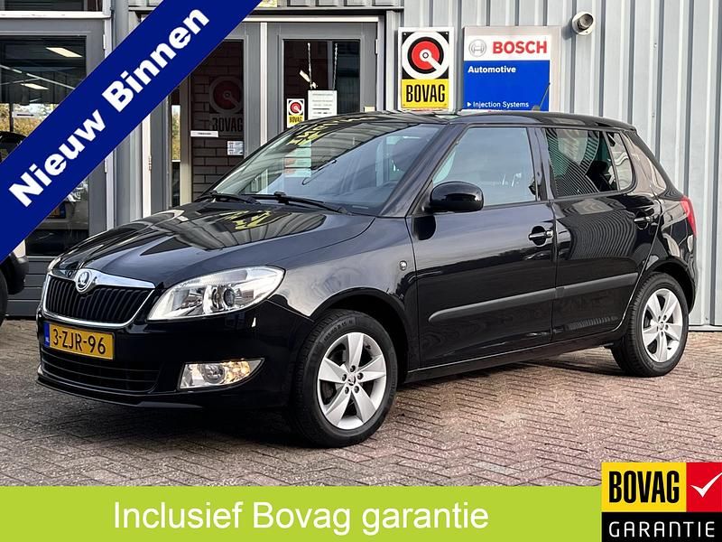 Zwart Gebruikt 2015 Skoda Fabia Drive Hatchback | € 8.950 (Eerlijke prijs) - Afbeelding 1/4