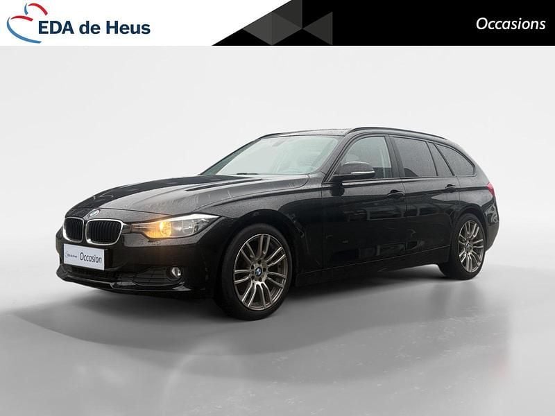 Zwart Occasion 2015 BMW 316 Executive Stationwagen | € 8.435 (Eerlijke prijs) - Afbeelding 1/4