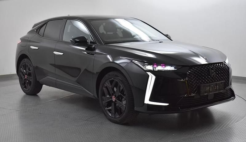 Zwart Gebruikt 2024 DS Automobiles DS4 Performance Line Plus Hatchback | € 27.950 (Goede deal) - Afbeelding 1/4