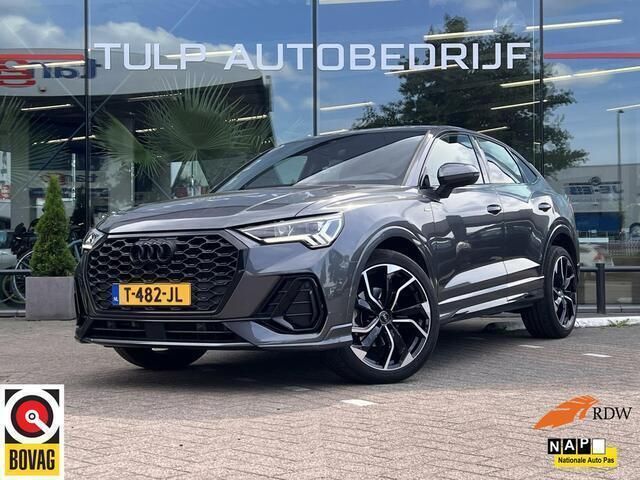 Grijs Gebruikt 2023 Audi Q3 S-Line SUV | € 44.940 (Eerlijke prijs) - Afbeelding 1/4