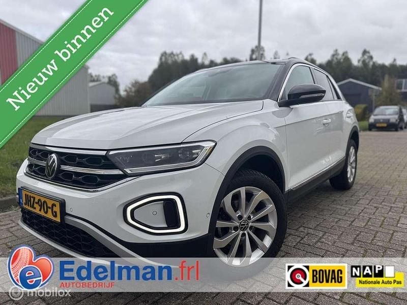 Wit Gebruikt 2024 VW T-Roc SUV | € 29.950 (Super prijs) - Afbeelding 1/4