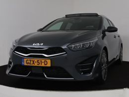 Grijs, metallic lak Gebruikt 2025 Kia Ceed Sportswagon GT-Line Stationwagen | € 36.445 (Eerlijke prijs) - Afbeelding 1/3