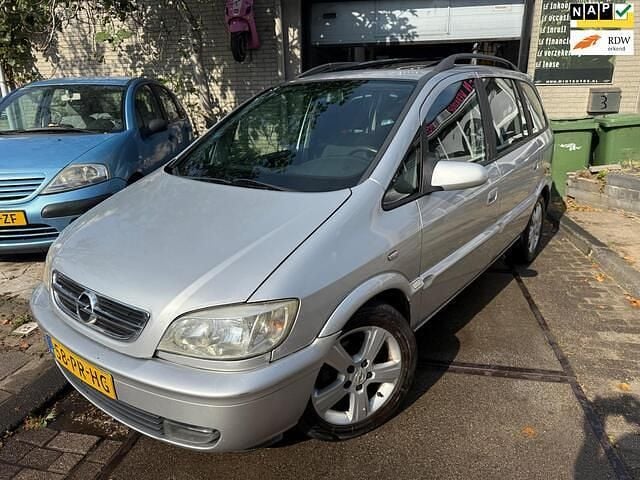 Grijs Gebruikt 2004 Opel Zafira MPV | € 1.999 (Goede deal) - Afbeelding 1/4