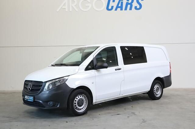 Wit Gebruikt 2018 Mercedes Vito MPV | € 10.850 (Duur) - Afbeelding 1/4