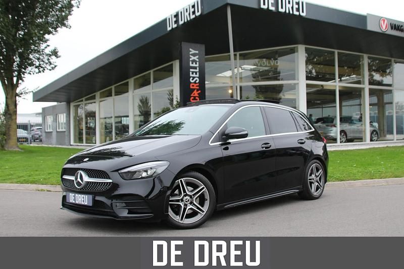 Zwart Gebruikt 2019 Mercedes B200 Business MPV | € 25.995 (Eerlijke prijs) - Afbeelding 1/4