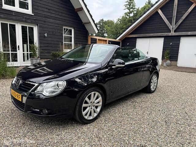 Zwart, metallic lak Gebruikt 2007 VW Eos Cabriolet | € 4.750 (Goede deal) - Afbeelding 1/4