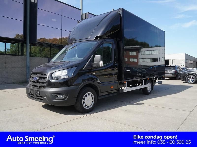 Zwart Gebruikt 2023 Ford Transit Trend Van | € 47.945 - Afbeelding 1/4