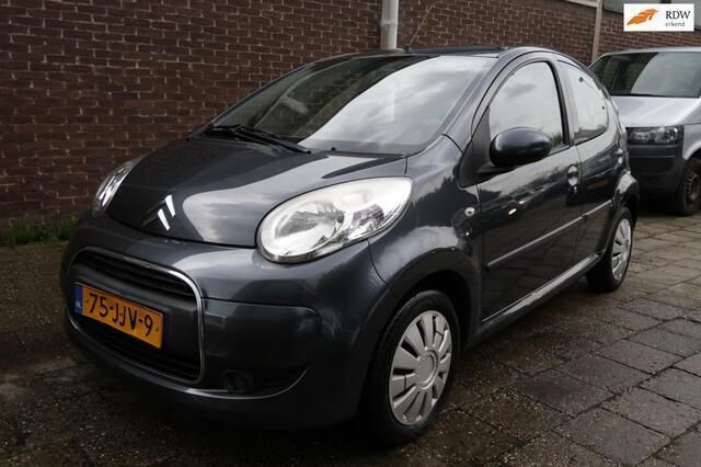 Grijs Gebruikt 2009 Citroën C1 Hatchback | € 3.250 (Eerlijke prijs) - Afbeelding 1/4