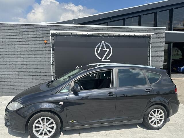 Zwart Gebruikt 2011 Seat Altea XL Copa MPV | € 3.450 (Goede deal) - Afbeelding 1/4