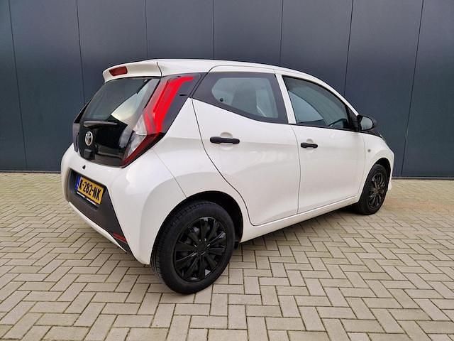 Occasion Toyota Aygo 2020 Wit Hatchback