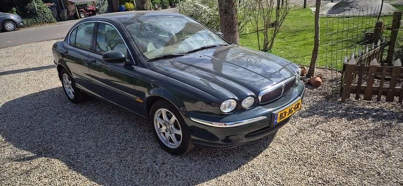 Groen Gebruikt 2002 Jaguar X-type Sedan | € 1.250 - Afbeelding 1/4