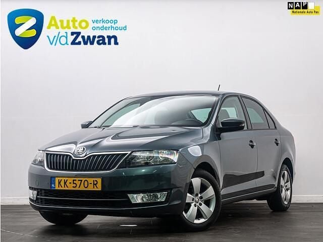 Occasion Skoda Rapid Joy 90 PK (66 kW) 2016 Grijs Hatchback