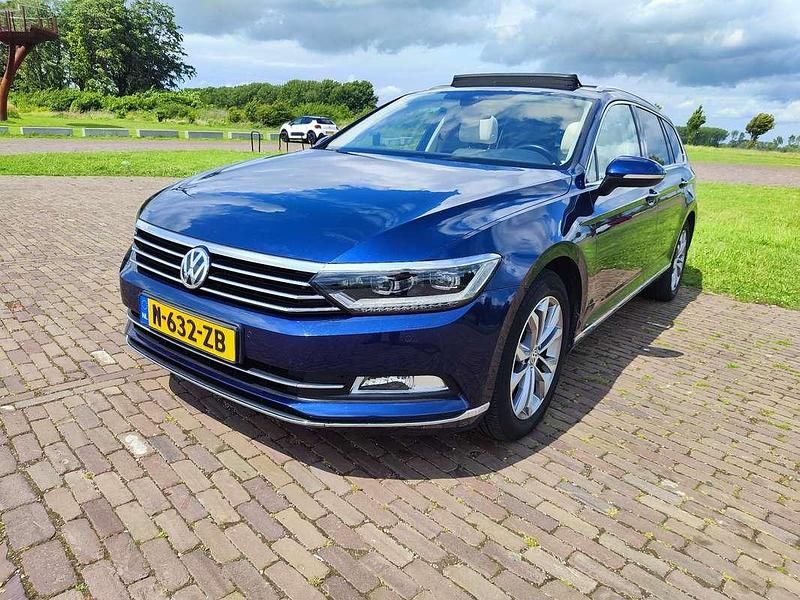 Gebruikt 2018 VW Passat Highline Stationwagen | € 15.600 (Super prijs) - Afbeelding 1/4
