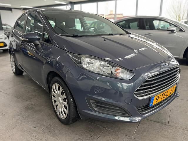 Occasion Ford Fiesta Style 65 PK (47 kW) 2014 Grijs Hatchback