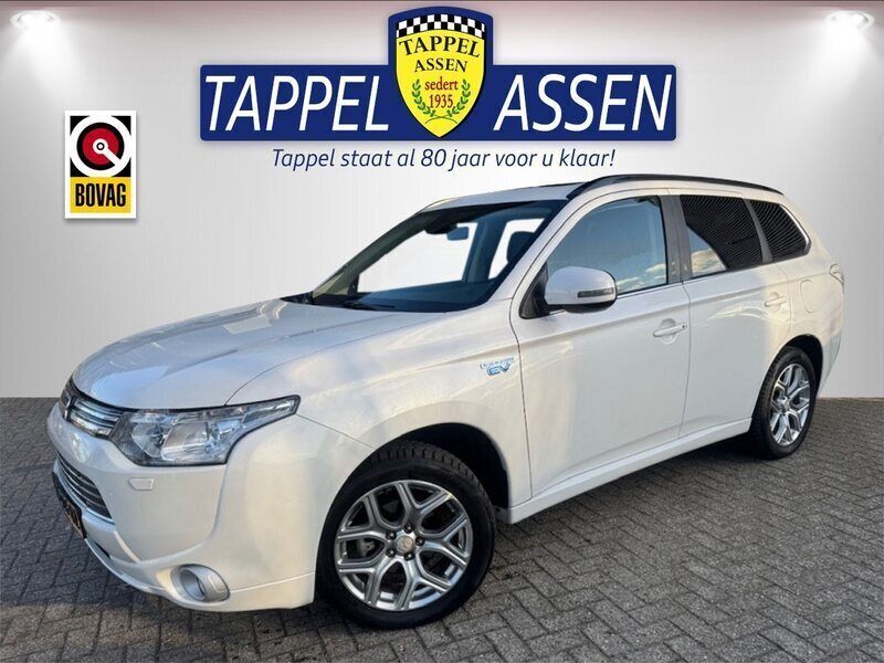 Wit Gebruikt 2014 Mitsubishi Outlander Instyle SUV | € 15.850 (Eerlijke prijs) - Afbeelding 1/4