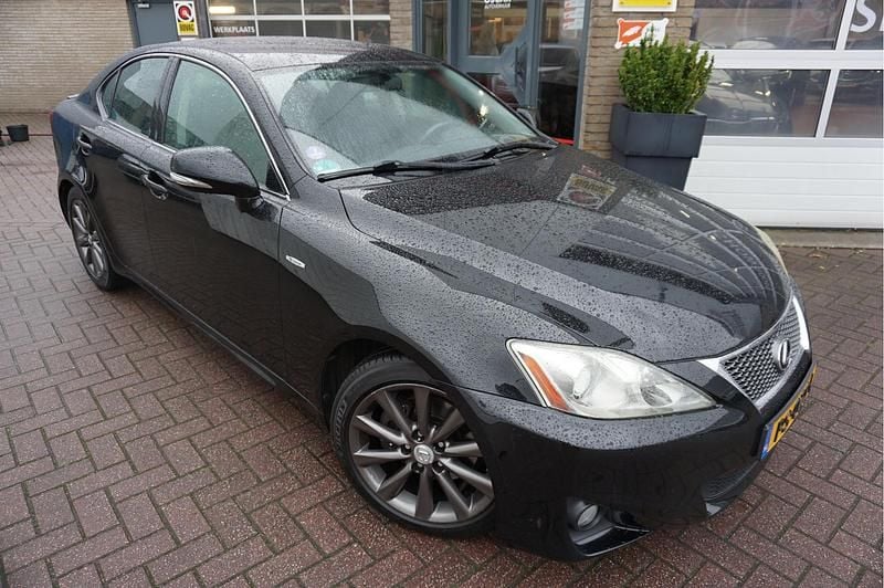 Zwart Gebruikt 2011 Lexus IS250 Sedan | € 12.285 (Goede deal) - Afbeelding 1/4