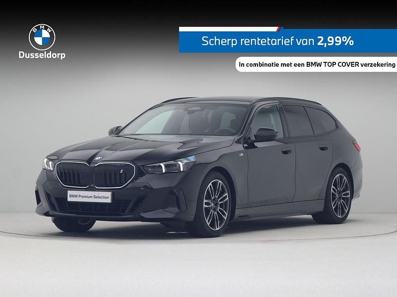Zwart Nieuw 2025 BMW i5 M Sport Sedan | € 89.133 - Afbeelding 1/4