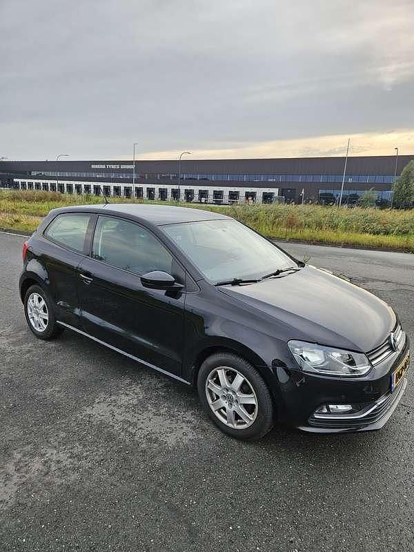 Occasion VW Polo Trendline 60 PK (44 kW) 2017 Zwart Sedan