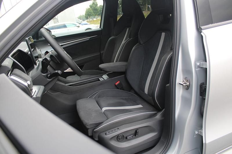 Occasion Skoda Kodiaq Business Line 204 PK (150 kW) 2025 Grijs SUV