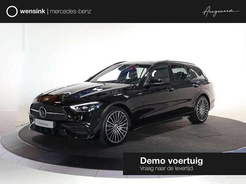 Zwart Occasion 2025 Mercedes C300e Business Stationwagen | € 67.950 - Afbeelding 1/4