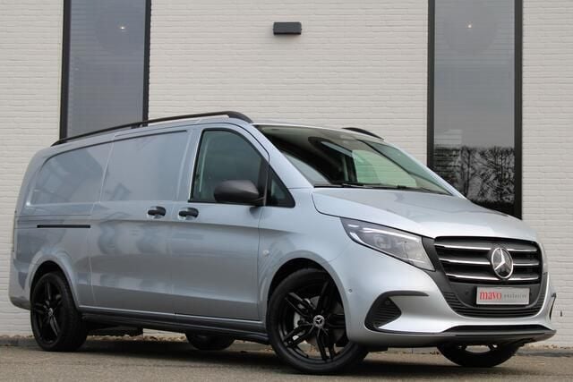 Grijs Nieuw 2024 Mercedes Vito MPV | € 52.950 (Super prijs) - Afbeelding 1/4