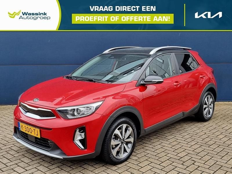 Rood Gebruikt 2021 Kia Stonic SUV | € 21.690 (Eerlijke prijs) - Afbeelding 1/4