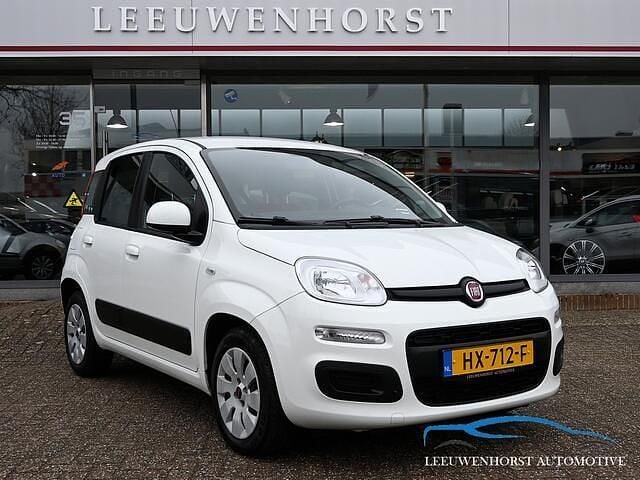 Wit Occasion 2016 Fiat Panda Hatchback | € 6.950 (Eerlijke prijs) - Afbeelding 1/4
