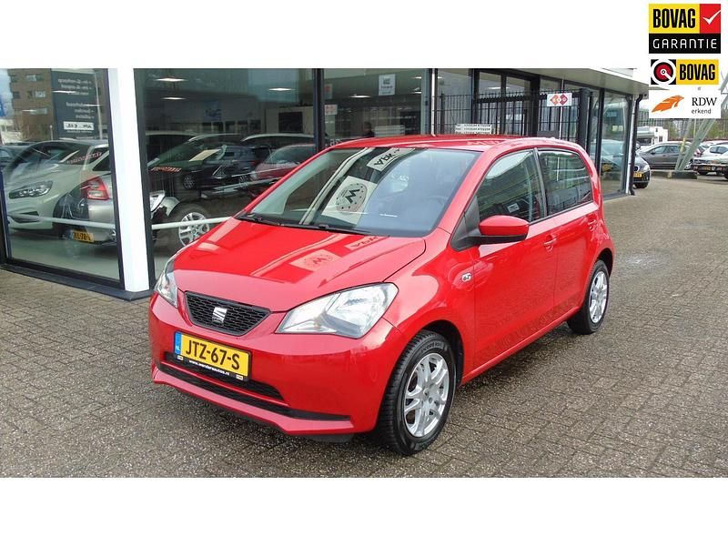 Rood Occasion 2016 Seat Mii CONNECT Hatchback | € 6.695 (Eerlijke prijs) - Afbeelding 1/4