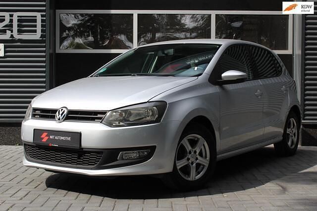 Grijs Gebruikt 2010 VW Polo Hatchback | € 5.750 (Eerlijke prijs) - Afbeelding 1/4