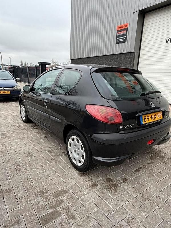 Occasion Peugeot 206 59 PK (43 kW) 2004