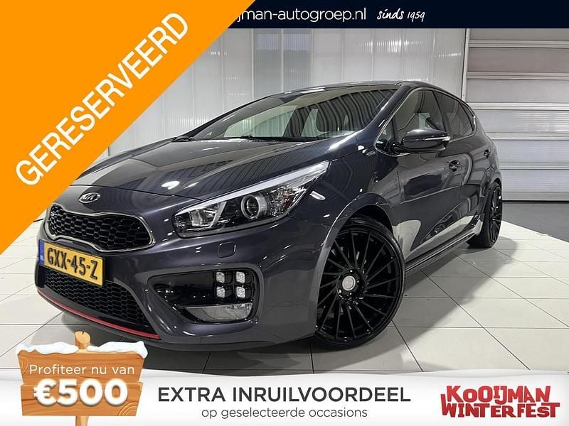 Dark gun metallic metallic (e5b) (grijs metallic) Gebruikt 2017 Kia Ceed GT Hatchback | € 14.950 (Eerlijke prijs) - Afbeelding 1/4