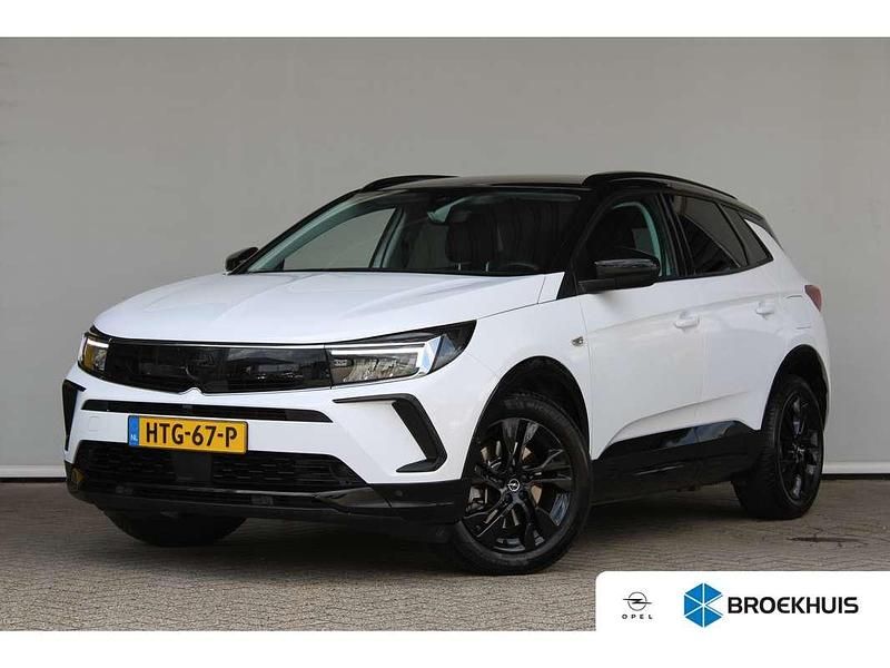 Wit Gebruikt 2023 Opel Grandland X Ultimate SUV | € 25.900 (Eerlijke prijs) - Afbeelding 1/4