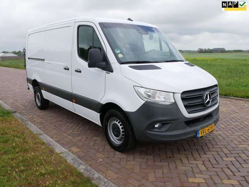 Wit Gebruikt 2020 Mercedes Sprinter Van | € 16.499 (Super prijs) - Afbeelding 1/3