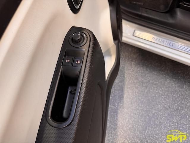 Occasion Renault Twingo Intens 2018 Wit Hatchback