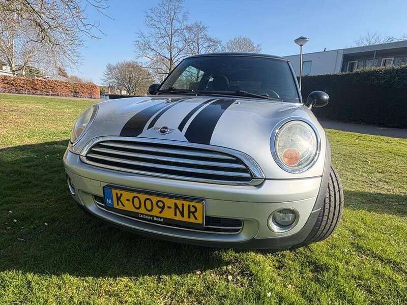 Zilver Gebruikt 2007 Mini Cooper Hatchback | € 3.500 (Super prijs) - Afbeelding 1/4